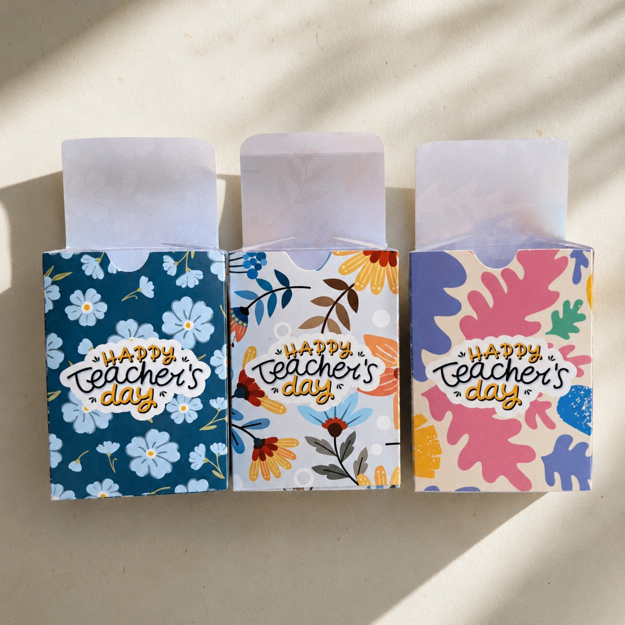 Drag and Drop Box with Coffee Sleeves